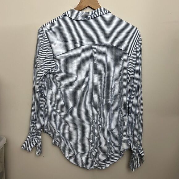 XS blue and white striped button down cardigan - Picture 4 of 4